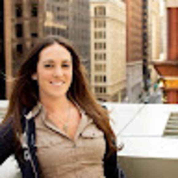 Meet your Posher, Hillary - Picture 1 of 1